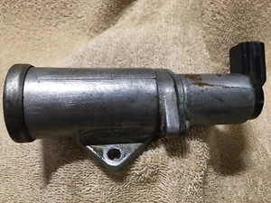 87-93 Ford Mustang Idle Air Control Bypass Valve IAC Sensor 302 EFI HITACHI OEM - Picture 1 of 2