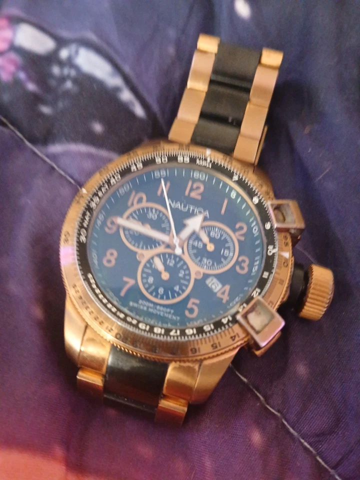 reloj nautica hombre oro Foto 1 de 4