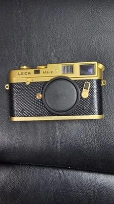 Leica M4-2 Barnack Gold 24k Foto 1 de 4