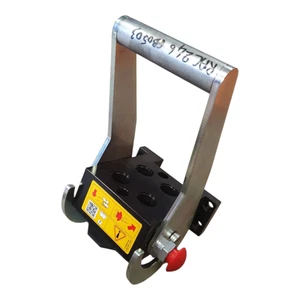 FASTER P506 Multifaster 4 Lines Hydraulic Coupler - Picture 1 of 7