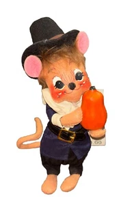Annalee PILGRIM MOUSE Doll Holding Gourd Pumpkin 2005 6" NWT - Picture 1 of 10