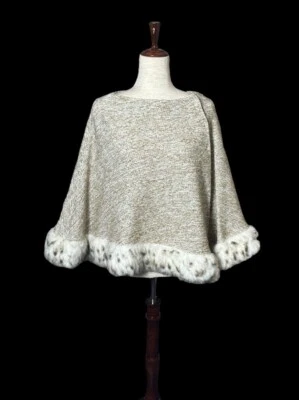 Poncho para mujer JM Collection talla S/M beige asimétrico forro de piel sintética animal Foto 1 de 4