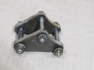 Honda XR250R 1991 placas y pernos de montaje del motor delantero pueden adaptarse a otros modelos y años - Imagen 1 de 1