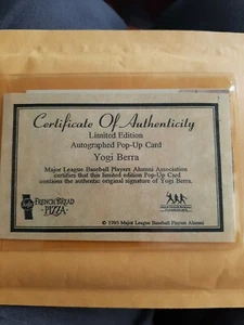 1995 STOUFFER'S POP UP YOGI BERRA ON CARD AUTOGRAPH New York Yankees WITH COA - Picture 1 of 3