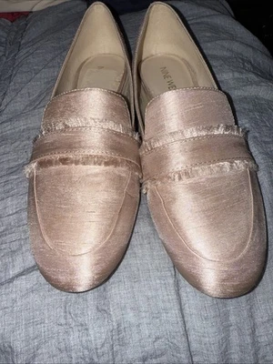 Women’s Nine West Blush Pink Champagne Naruto Loafers 7M - Image 1 of 4