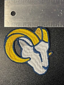 Parche de fútbol americano de 2 3/4" de los Rams de Los Ángeles 2020 - presente logotipo alternativo - Imagen 1 de 2