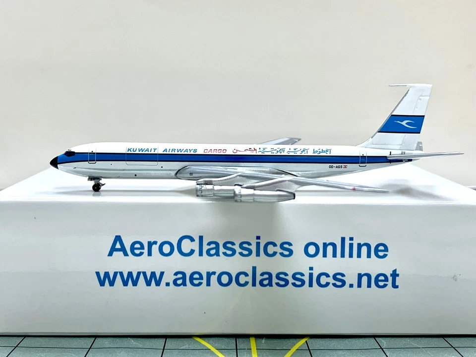 Aeroclassics 1 400 China Southern Airlines Airbus A320 NEO B-8545
