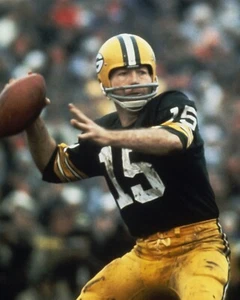 Bart Starr Throwing Action Green Bay Packers 8x10 Vintage NFL Football Photo - Picture 1 of 1
