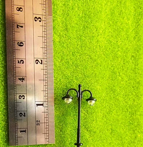 YMY17-10 Z 1:220 10pcs Scale Train Railway Lampposts Model Street Lights LEDs - Bild 1 von 3