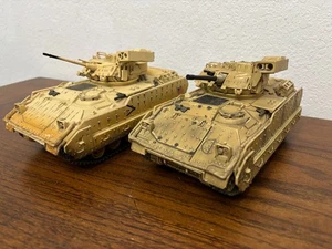 TWO 2 UNIMAX US M3A2 BRADLEY ARMORED VEHICLES - DIECAST 1:32 - DESERT WEATHERED - Picture 1 of 9