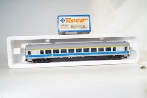 Roco 44354 Hz Ferrocarril Croate, 1a Cl. Salón Aeelmt Blanco / Azul / Gris Claro - Imagen 1 de 2