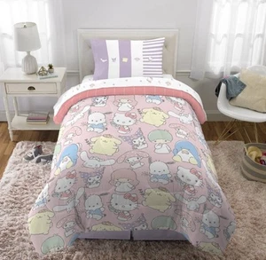 Sanrio Hello Kitty & Friends 64 x 86 Inch Twin Comforter - Picture 1 of 5