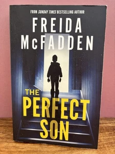 The Perfect Son by Freida McFadden. Paperback, 2024. - Foto 1 di 2
