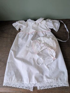 Vintage 1980's Cabbage Patch Rosebud Gown & Bonnet Infant White w/ Pink Accents - Picture 1 of 11