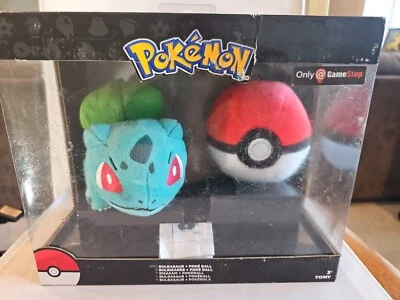 Pokemon - Exclusivo Gamestop - Peluche Bulbasaur con Pokeball - ¡Nuevo en Caja! S11 Foto 1 de 4