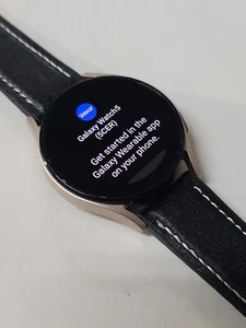 Samsung Galaxy Watch 5 SM-R905U,40mm,Rose Gold, GPS +LTE :SW041 - Photo 1 sur 8
