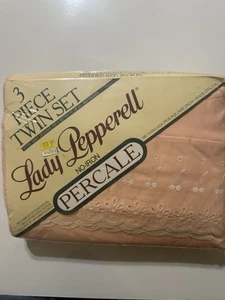 Vintage Lady Pepperell Twin Sheet Set 3 Piece Percale Soft No Iron Cottage Charm - Picture 1 of 13