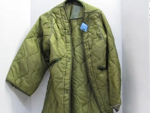 MILITARY COLD WEATHER NIGHT DESERT PARKA LINER SMALL - Picture 1 of 2