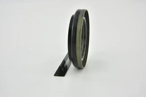 Front Half Shaft Oil Seal 37.2X56.2X8X12.1 For MERCEDES BENZ S 320 CDI / S 350 C - Picture 1 of 3