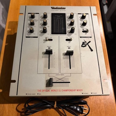JUNK Technics SH-EX1200 Silver Audio Mixer - Image 1 of 3