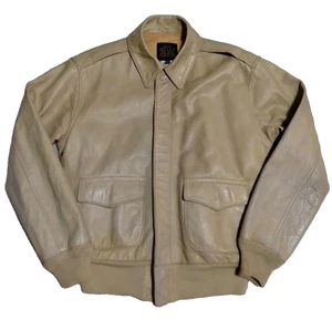 Chaqueta AVIREX Limited Tipo A-2 Piel de Caballo Coyote Cuero Marrón Claro Para Hombre 38 - Imagen 1 de 9