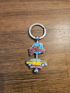 Planet Hollywood Keychain New York Taxi + Bonus Manhattan NY Keychain. - Picture 1 of 2