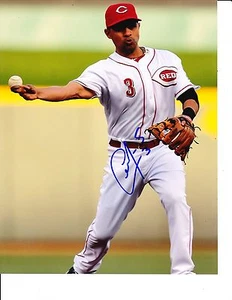 CINCINNATI REDS CESAR IZTURIS SIGNED FIELDING 8X10 - Picture 1 of 1