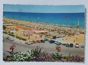 23045 Cartolina - Rimini - Riccione ? - una spiaggia - VG 1960 - Picture 1 of 2