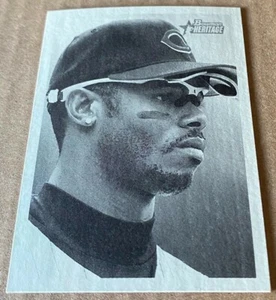 KEN GRIFFEY JR. HOF 2001 BOWMAN HERITAGE Card #39 NM-MT Condition - Picture 1 of 2