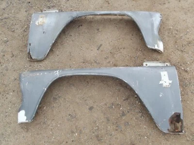 1960 - 1966 CHEVROLET TRUCK ORIGINAL FENDERS 1961 1963 1964 c10 1965 chevy c20 - Image 1 of 4