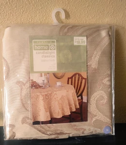 Target Candlelight Classics 2005 Damask Tablecloth Round 70 in. Elegant New - Picture 1 of 3