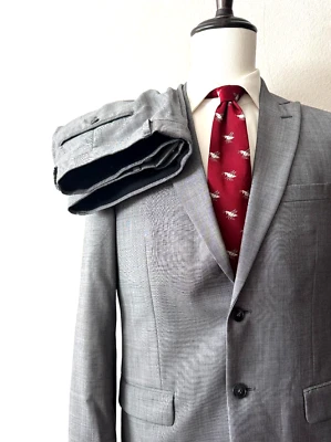 Jos. A. Bank Travelers Suit Men's 40R Slim Fit - 34W x 30L Gray Peak Lapel Wool - Image 1 of 4