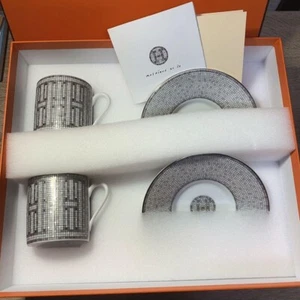 HERMES MOSAIQUE AU 24 PLATINUM PAIR OF COFFEE CUPS & SAUCERS  NEW - Picture 1 of 4