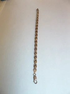 GOLD LINK AVON BRACELET - Picture 1 of 2