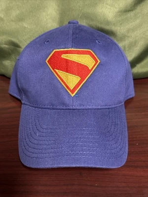 Gorra SUPERMAN 2025 Fandango Exclusiva * James Gunn DCU David Corenswet * NUEVA Foto 1 de 3