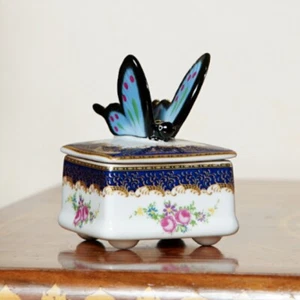 Schmetterling Porzellan Dose Schatulle Ende 20. Jh. handbemalt vergoldet LIMOGES Frankreich - Bild 1 von 5
