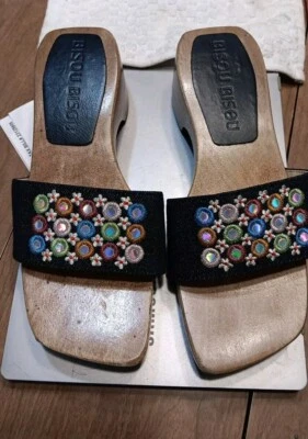 Bisou Bisou (6)Women’s Platform Wood Heels Clogs Sandal Single Strap Embroidered - Image 1 of 4