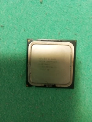 cpu intel q6600 core 2 quad 2,40ghz + DISSIPATORE CON VENTOLA - Immagine 1 di 2