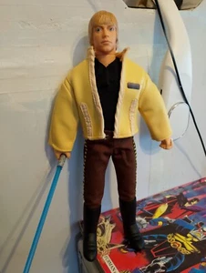 12 inch Luke Skywalker ceremonial wear with lightsabre Good condition as seen - Picture 1 of 4