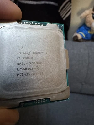 Intel Core i7-7800X SR3L4 3.50GHz 6-Core 8.25MB LGA2066 140W CPU Processor - Image 1 of 2