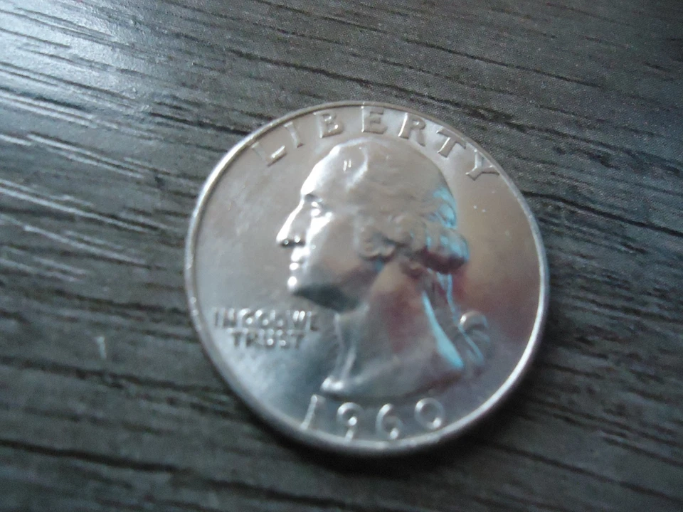 1960 D WASHINGTON QUARTER UNC 90% Silver GREAT SHAPE COMB SHIPPING - Image 1 of 2