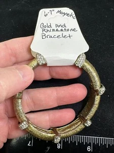 Bracelet Textured Pave Rhinestone Spacers Magnetic Clasp Vintage Gold M-6617 - Picture 1 of 3