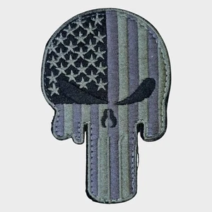 PUNISHER SKULL AMERICAN FLAG STRIPES ACU DARK TACTICAL MILITARY ARMY HOOK PATCH - Picture 1 of 2