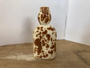 De colección salpicadura de esponja diminutivo frasco de cerámica marrón y crema caprichoso - Imagen 1 de 8