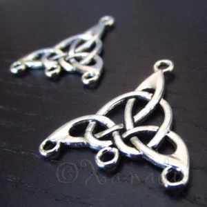 Celtic Triquetra Knot 29mm Antiqued Silver Plate Connectors C8385 - 5, 10, 20PCs - Picture 1 of 3