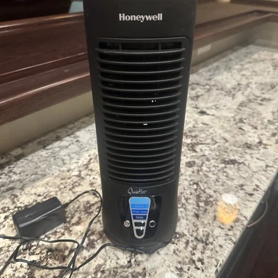 WORKING Honeywell QuietSet Personal Table Fan HTF210BV1 Oscillating Adaptor - Image 1 of 4