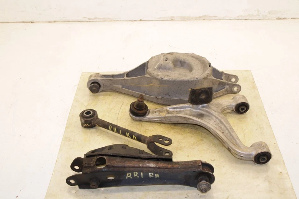 Juego de brazos de control inferiores y superiores de suspensión trasera lateral derecho 14-17 Infiniti QX50 AWD Foto 1 de 4