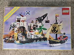 Lego 10320 Icons: Eldorado Fortress - Pirates - New Sealed Retired - Picture 1 of 2