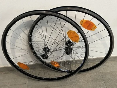 Shimano Deore XT Laufradsatz HB-M730 FH-M732 schwarz 32 loch, 26 Zoll - Bild 1 von 4