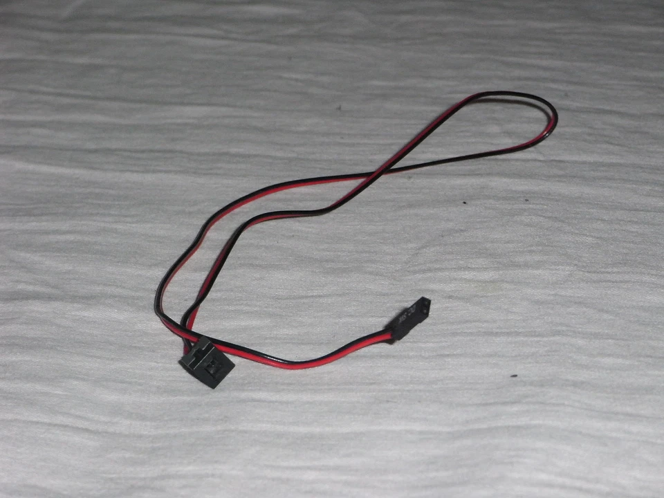 Frontpanel Anschalter ON OFF Schalter Power Switch Kabel schwarzrot PC Computer - Bild 1 von 1